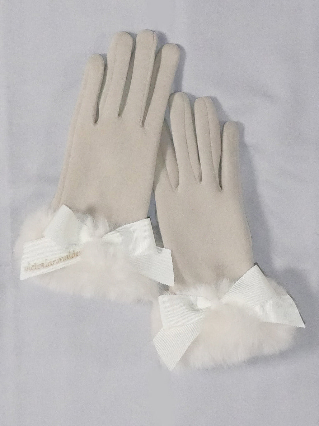 ファーリボングローブ