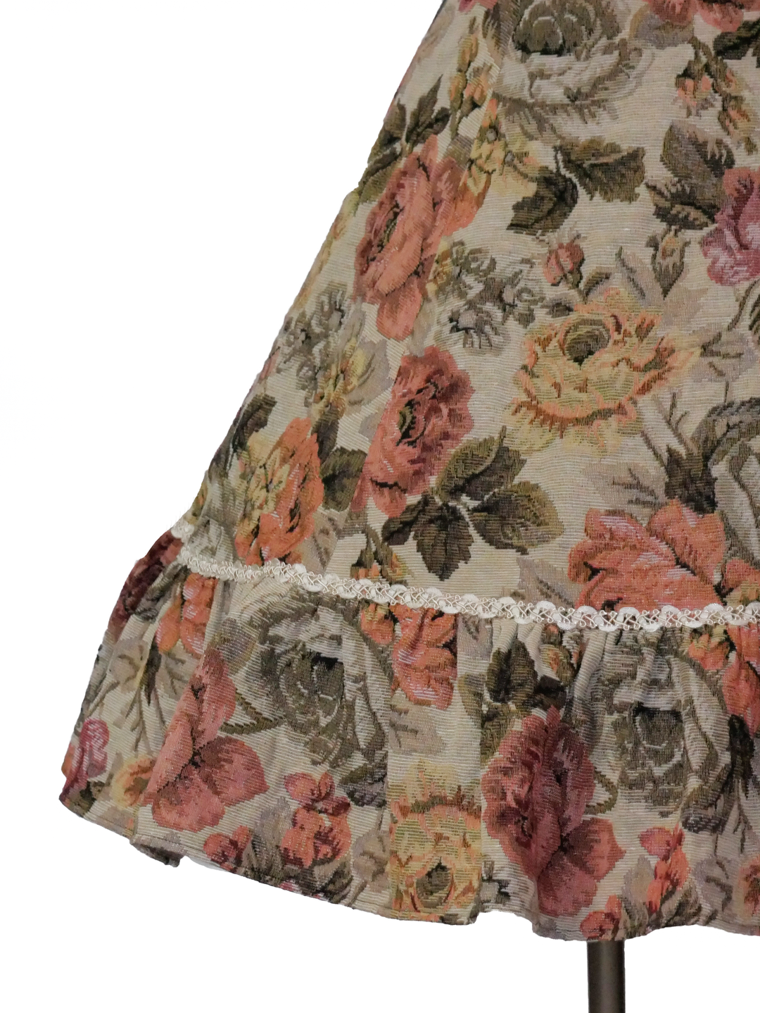 薔薇ゴブランタペストリーケープ付きスリーブレスドレス - Victorian 薔薇ゴブランタペストリーケープ付きスリーブレスドレス - Victorian