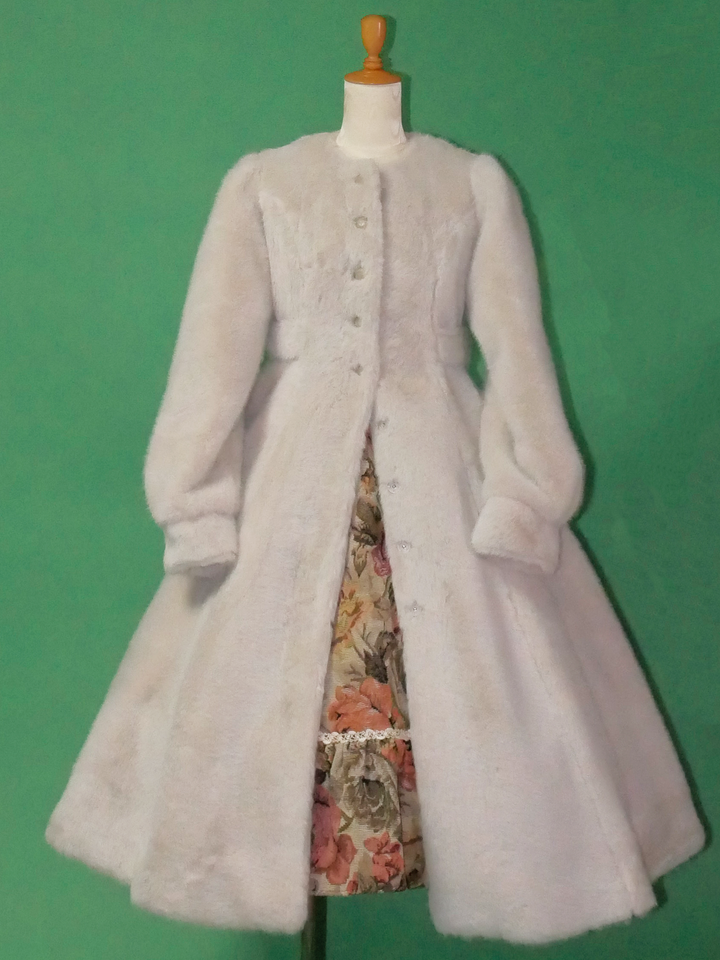 Cloak - Antique Faux Fur Coat - White Tortoiseshell Rabbit