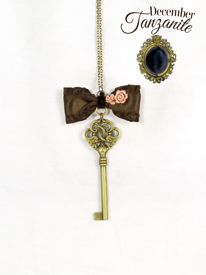 JewelryシークレットKEYネックレス - lolita fashion japan【Victorian