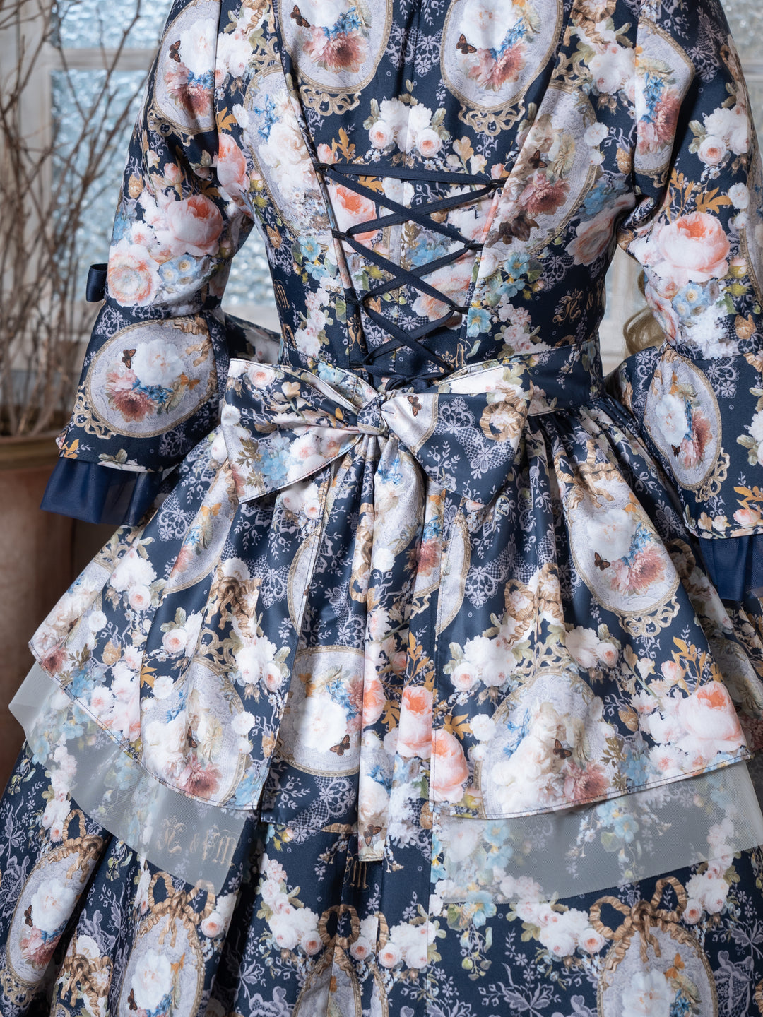 J&V Eden ROSE タブリエケープ - lolita fashion japan【Victorian