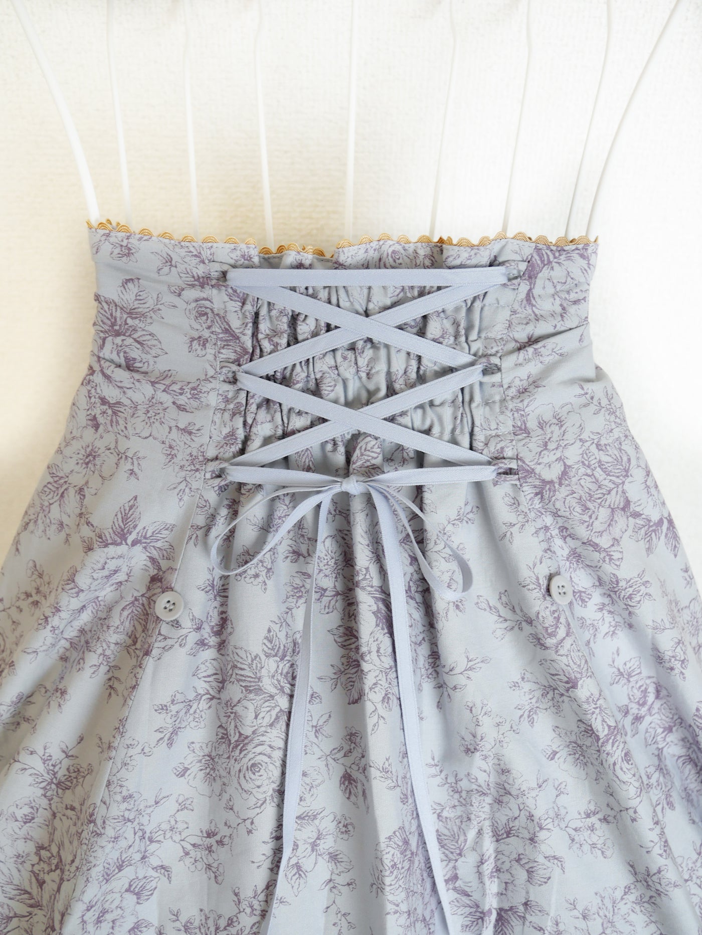 フレグランスロココエターナルスカート