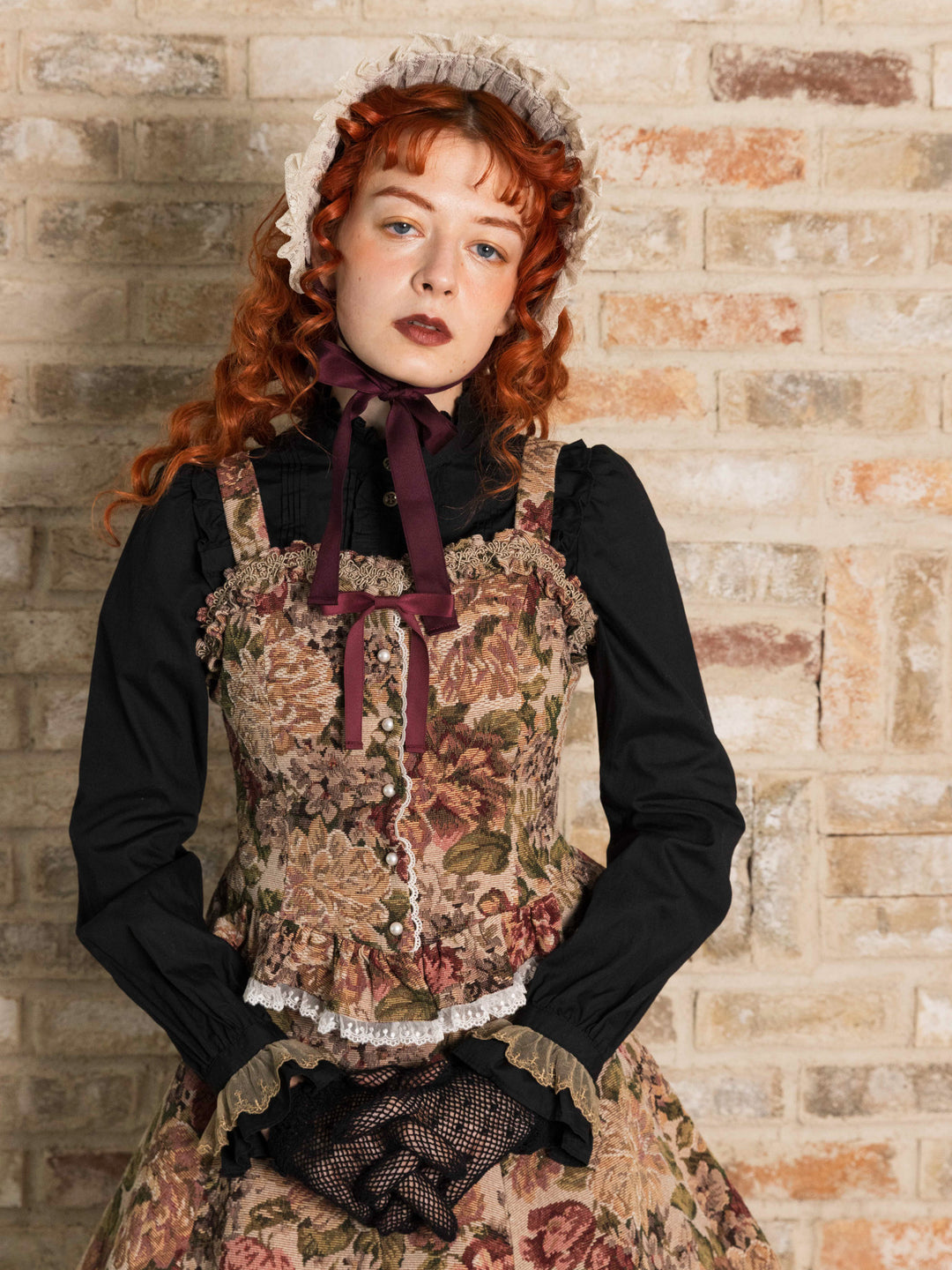 薔薇ゴブランタペストリーフリルビスチェ（ボルドー系） - Victorian