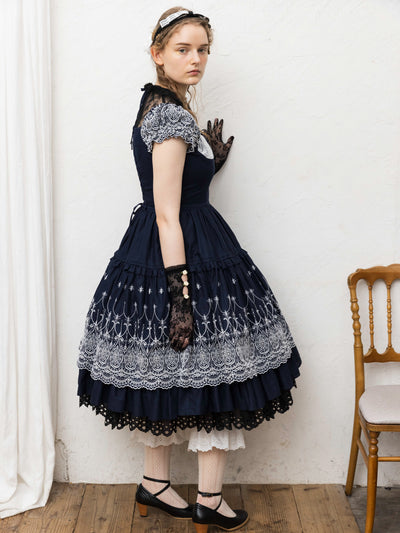 シャンデリュールティアードドレス