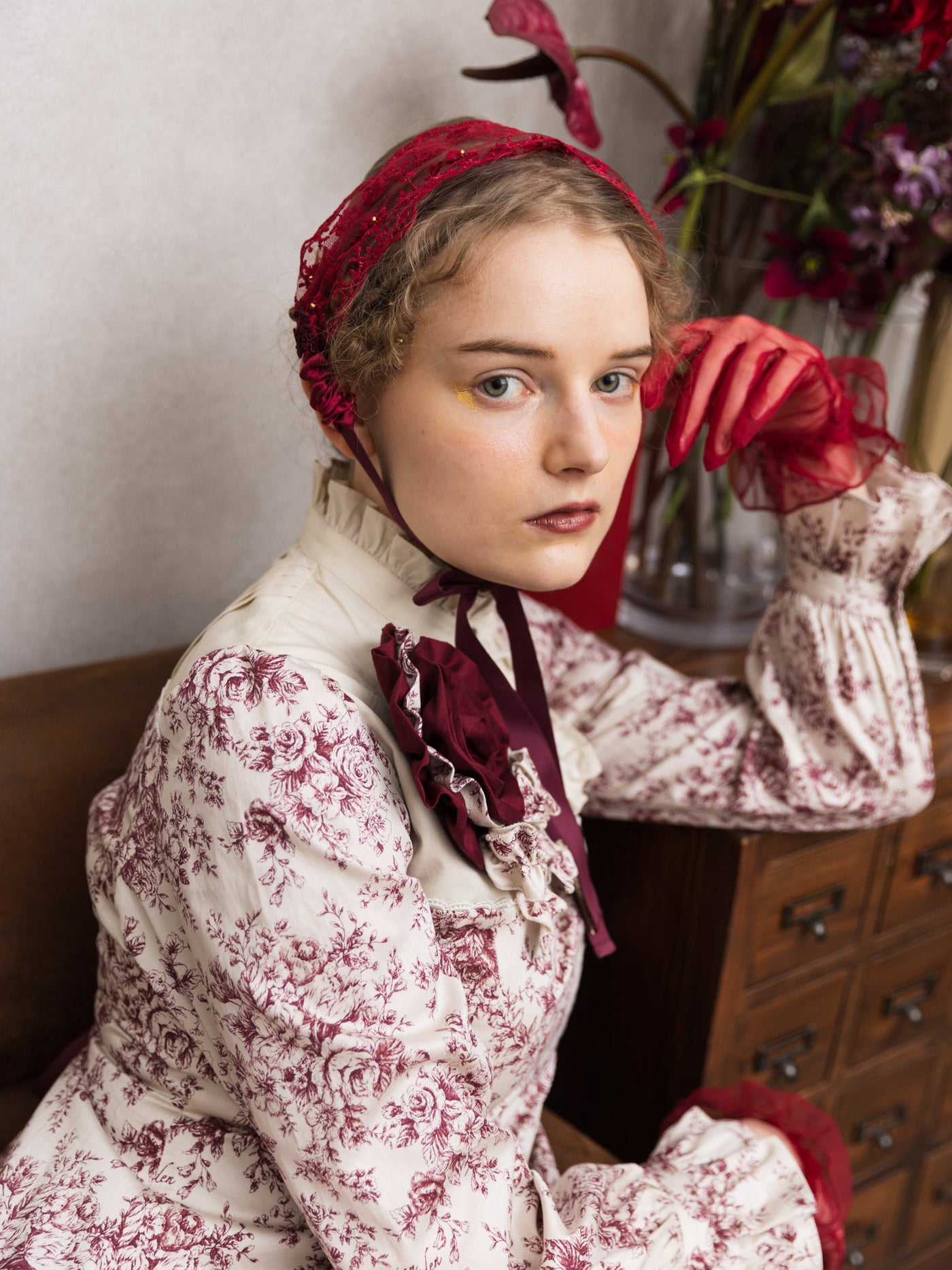 レースマスカレードヘッドドレス