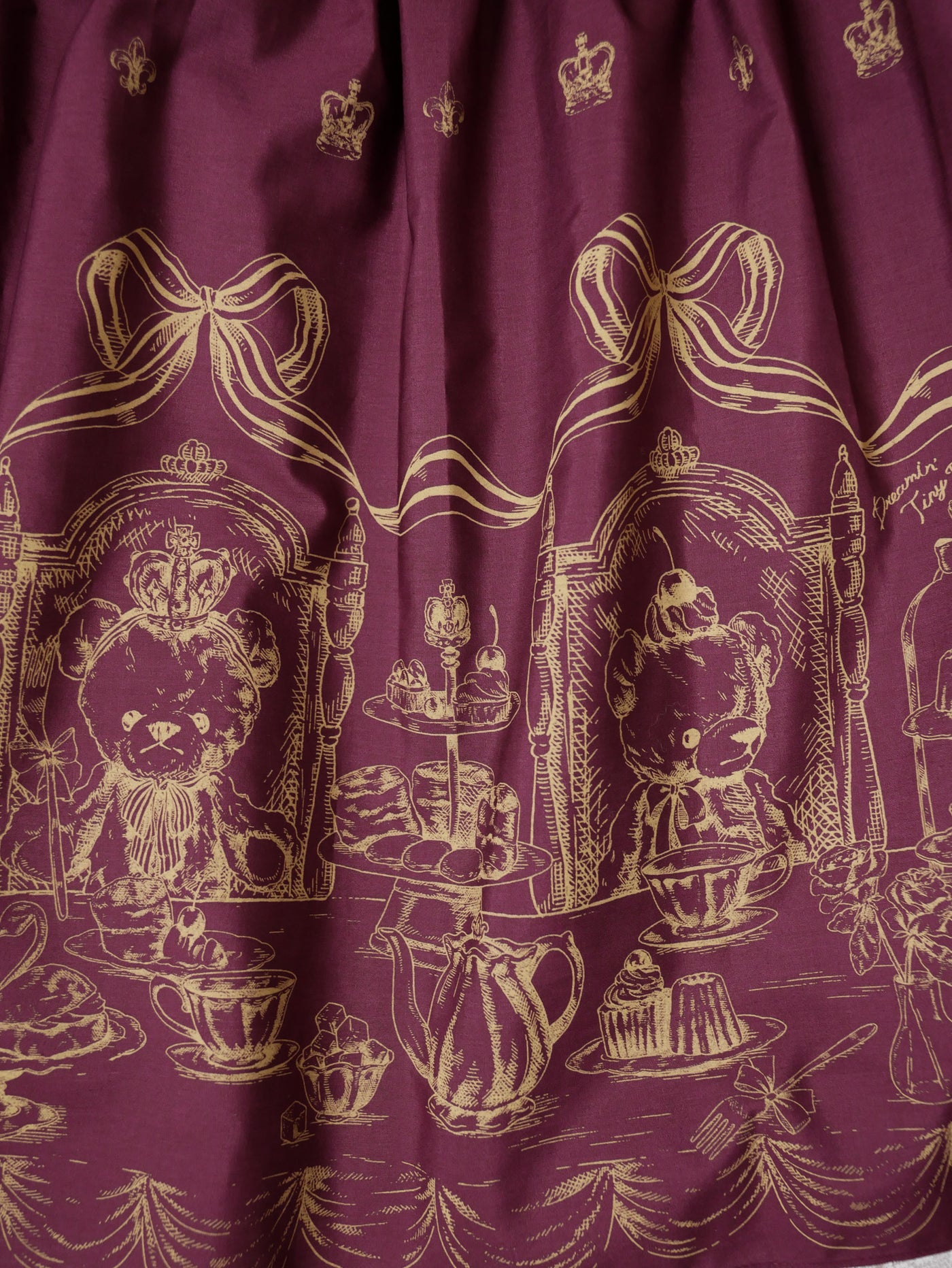 ロイヤルベアミリィクロップドスカート【受注期間：12月11日12:00～12月16日10:00】