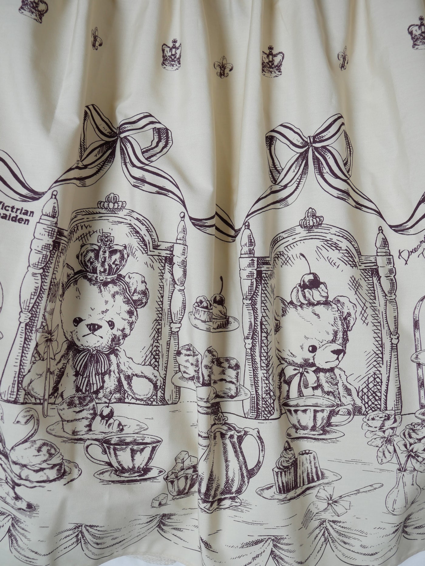 ロイヤルベアボウタイ【受注期間：12月11日12:00～12月16日10:00】