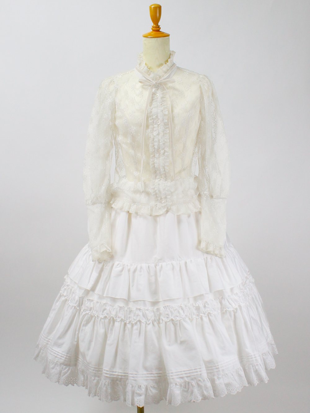 Vintage Lace Regimen & Witch Doll - Victorian maiden Vintage Lace Regimen & Witch Doll - Victorian maiden