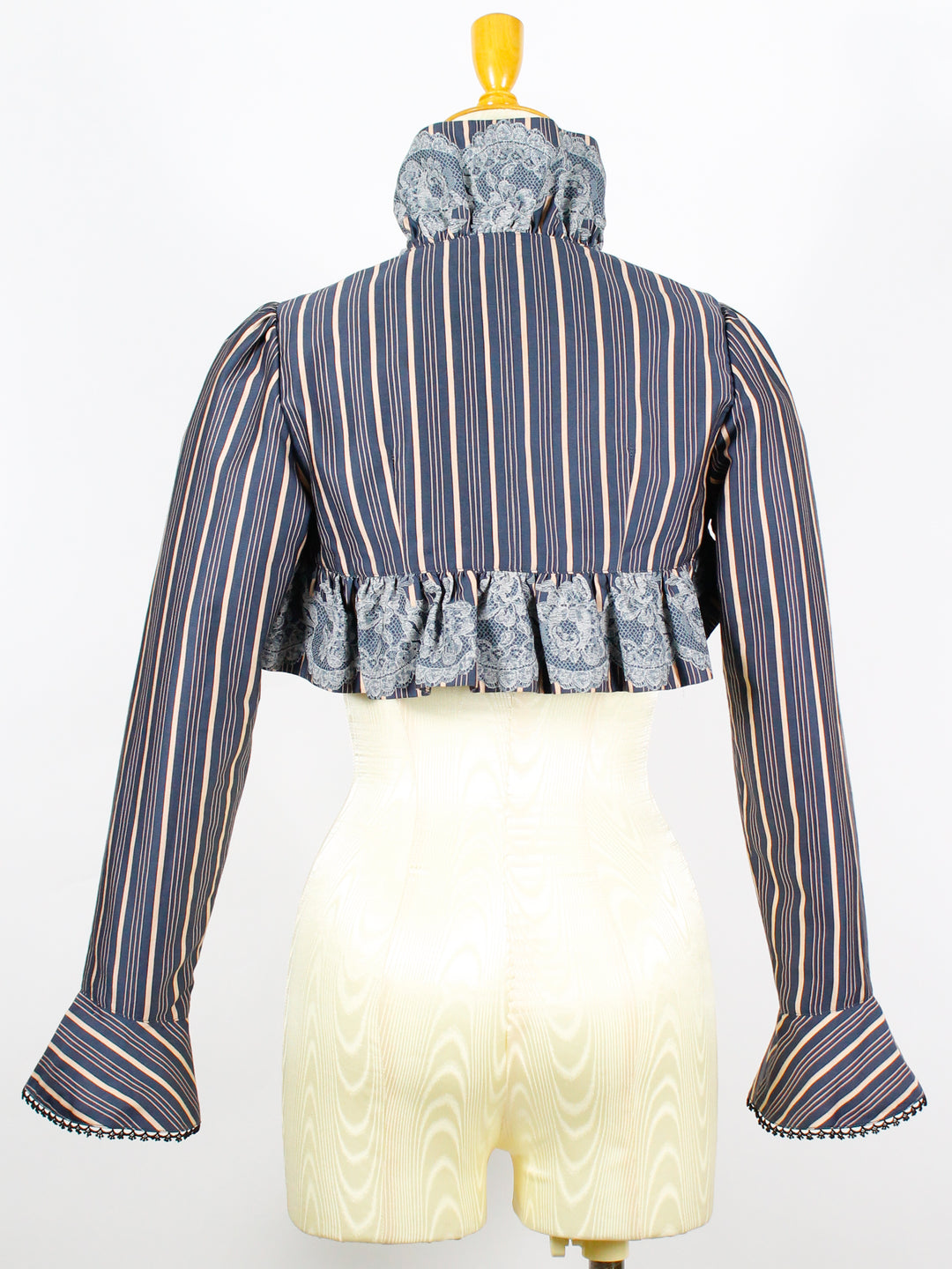 専用です　riliyvintege ボレロ vintageレースレジメンエリザベスボレロ - Victorian maiden