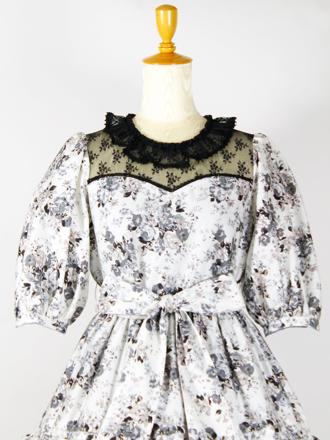 Victorian Maiden★ロココブーケレーシードールドレス★ブラック ロココブーケレーシードールドレス - Victorian maiden - クラシカル