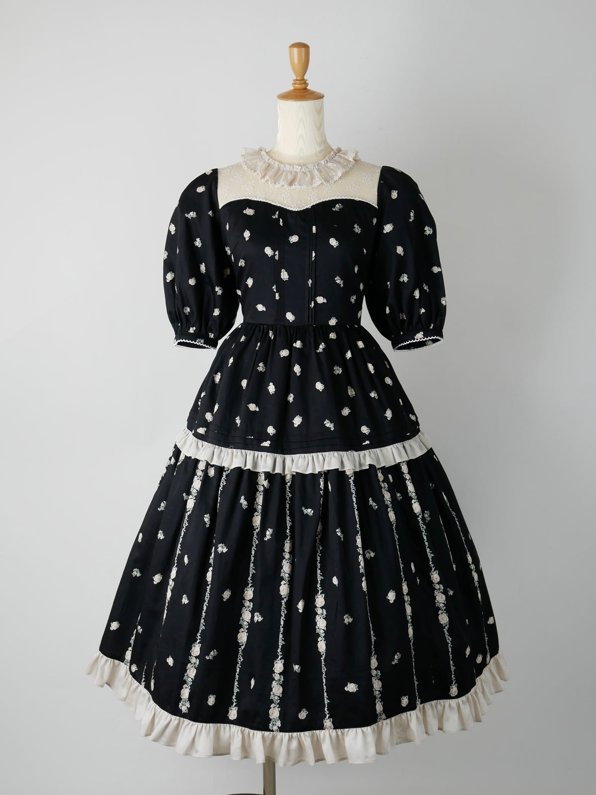 Tiny ROSE レーシードールドレス