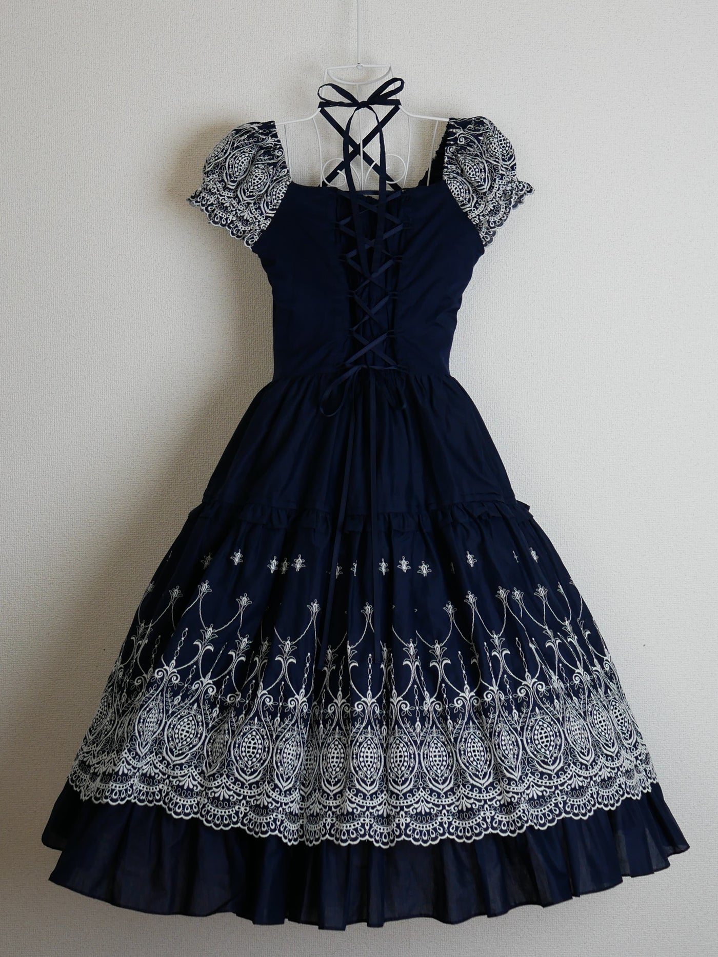 シャンデリュールティアードドレス