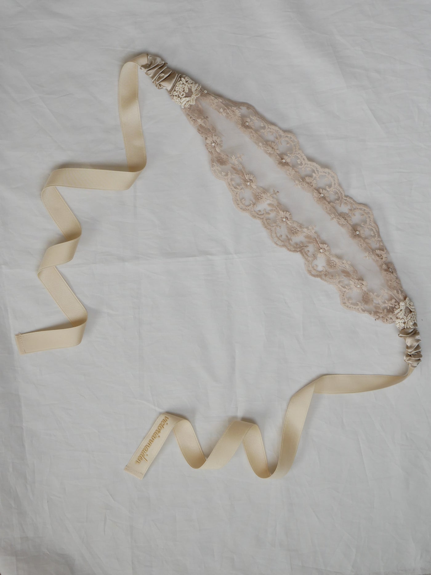 レースマスカレードヘッドドレス