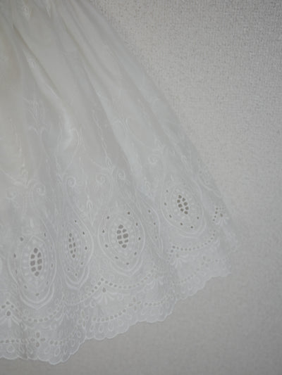 シャンデリュールティアードドレス