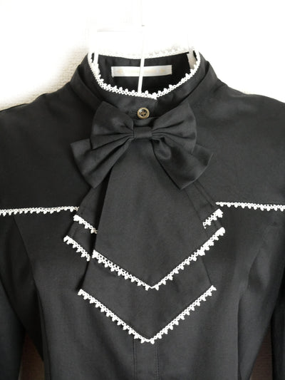 プレッピーブラウス