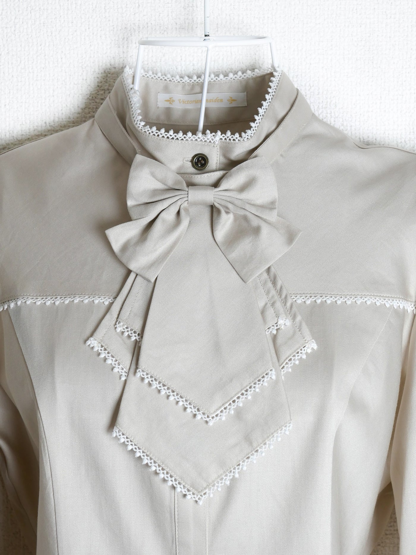 プレッピーブラウス