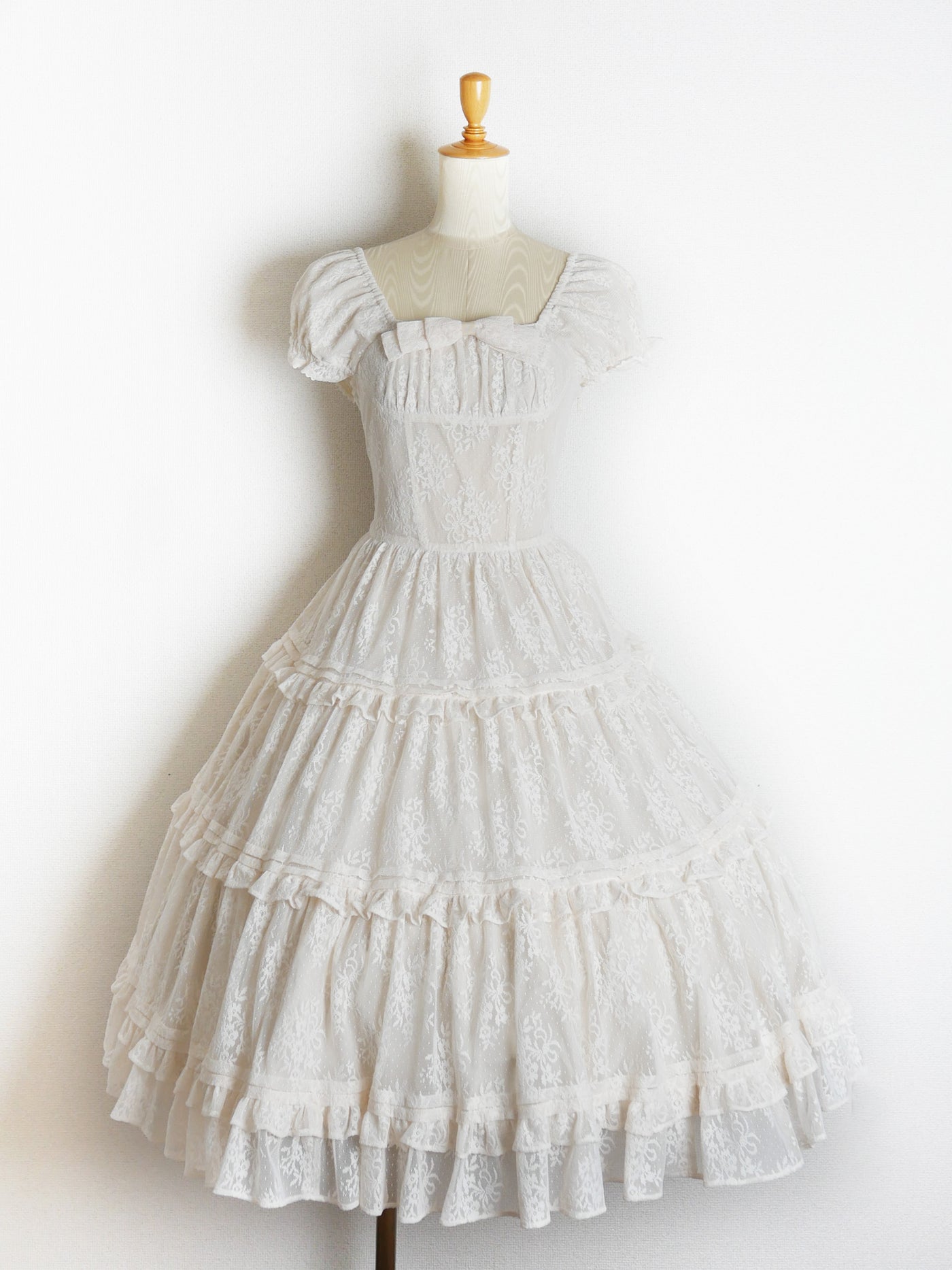 レーシーブーケティアードドレス（アイボリー）