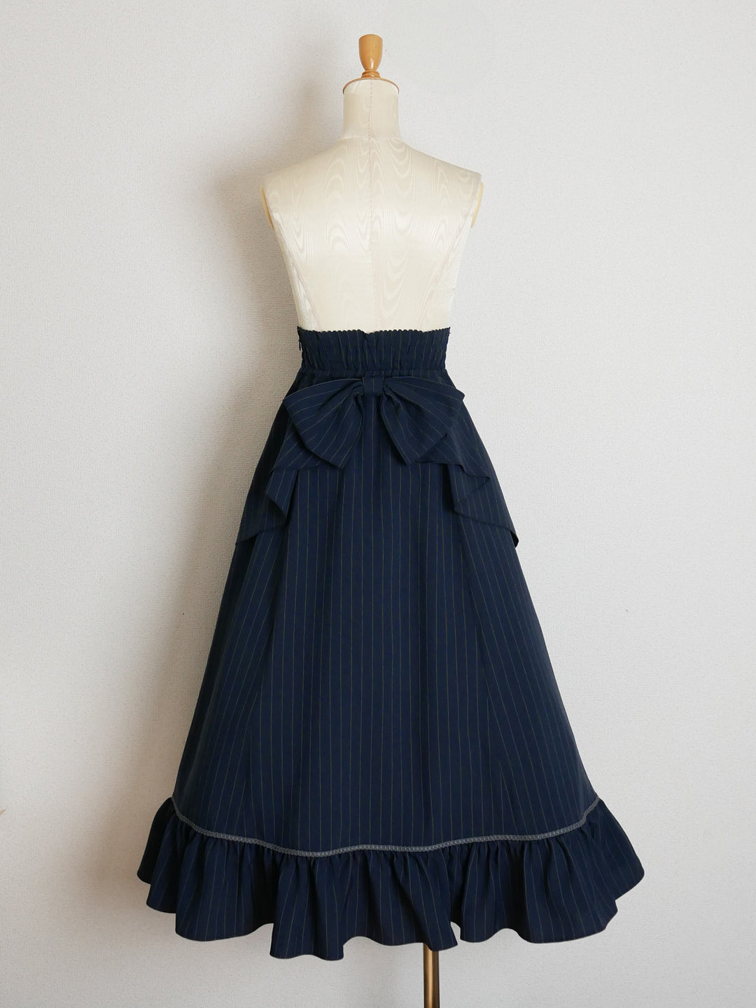 ナイツネヴァーラッフルリボンスカート【受注期間:1/22 12:00 - 1/26