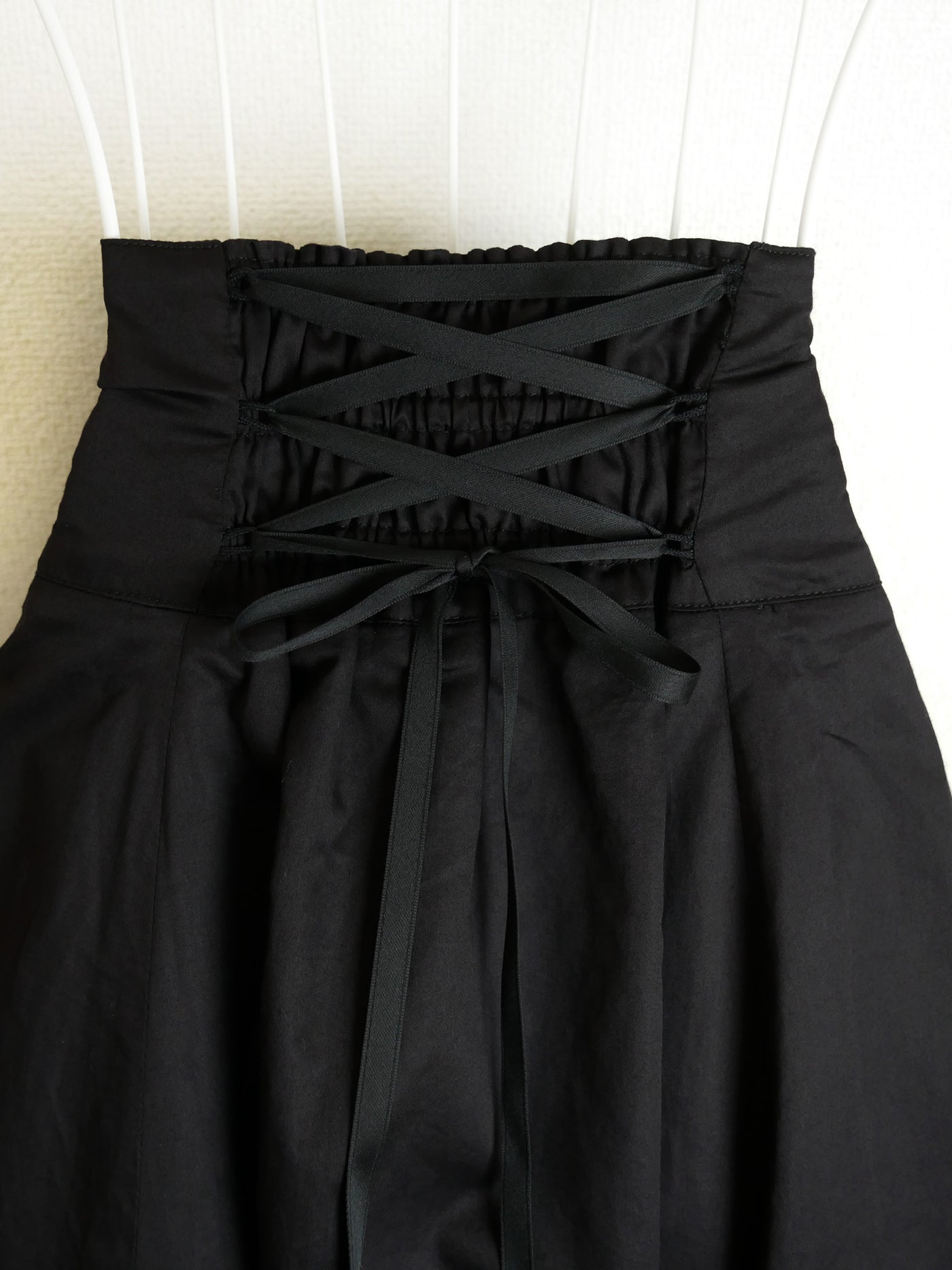 ノーブルサテンオリビアスカート