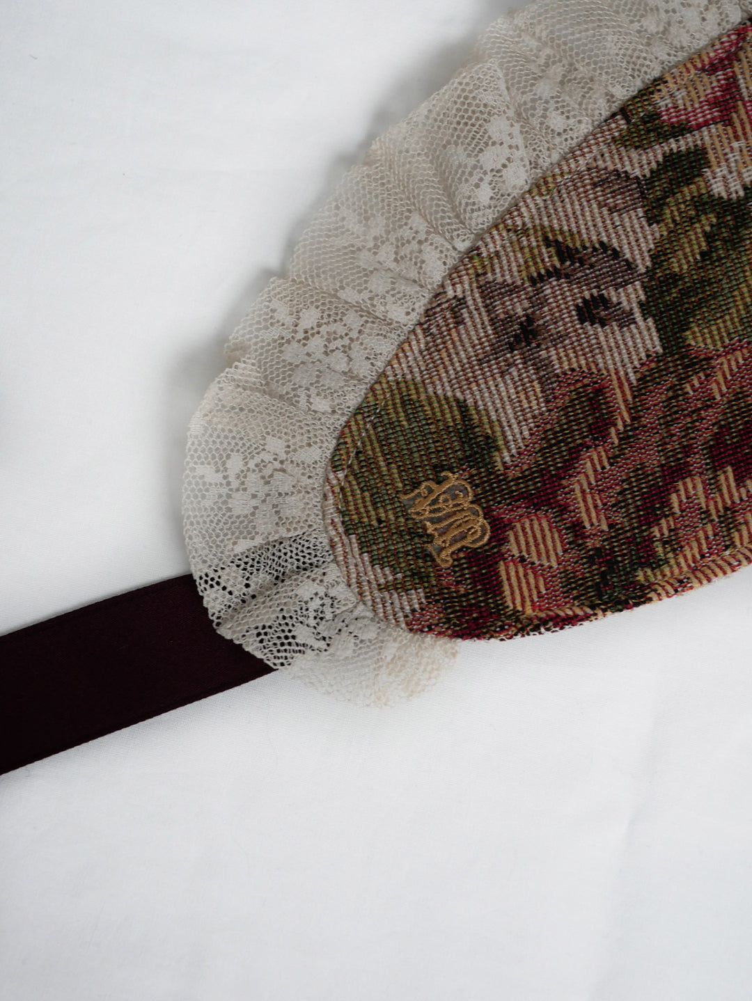 薔薇ゴブランタペストリーハーフボンネット（ボルドー系） - Victorian