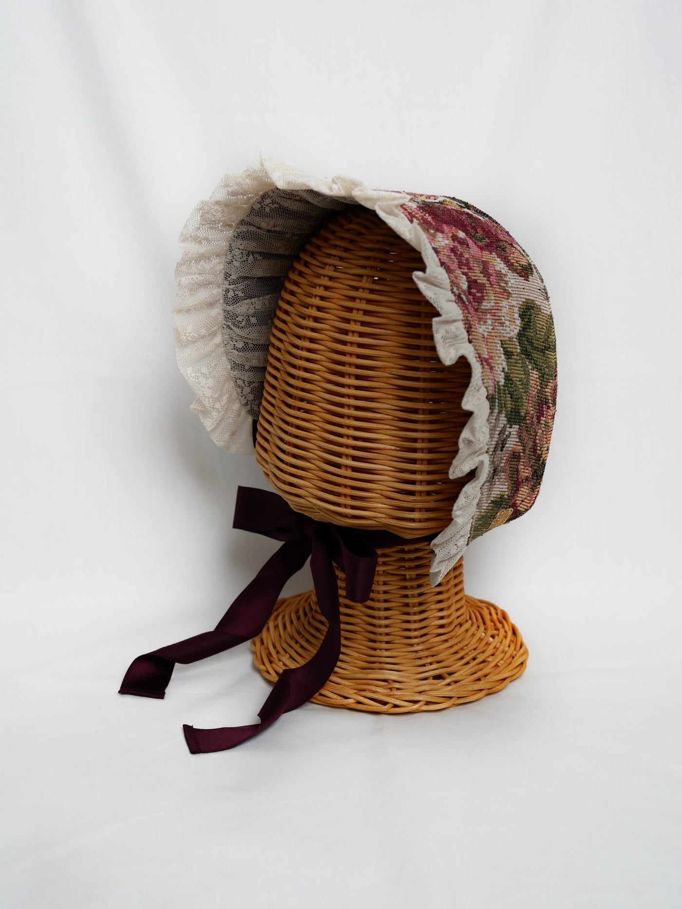 薔薇ゴブランタペストリーハーフボンネット（ボルドー系）