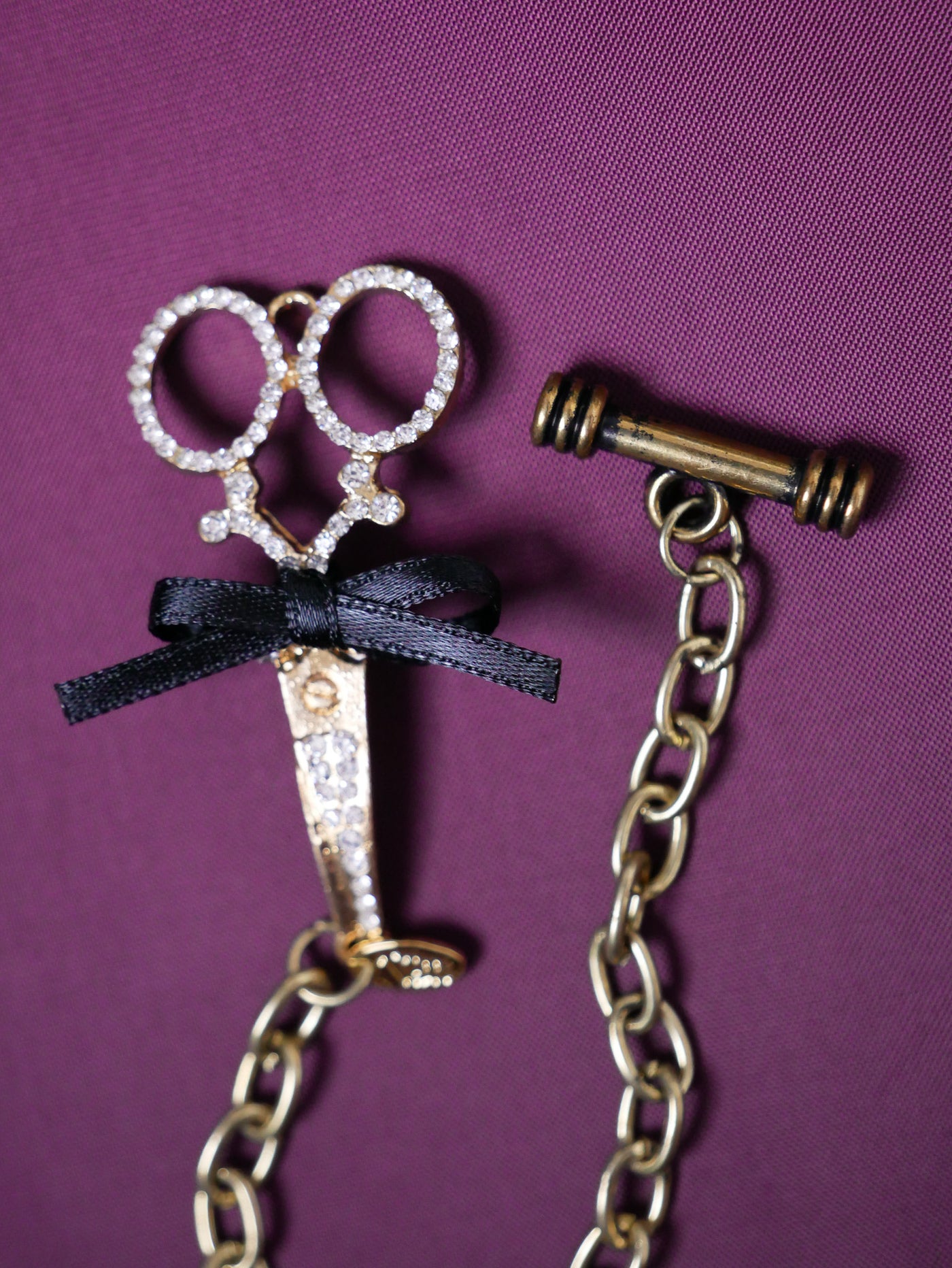 シザーブレスレッド