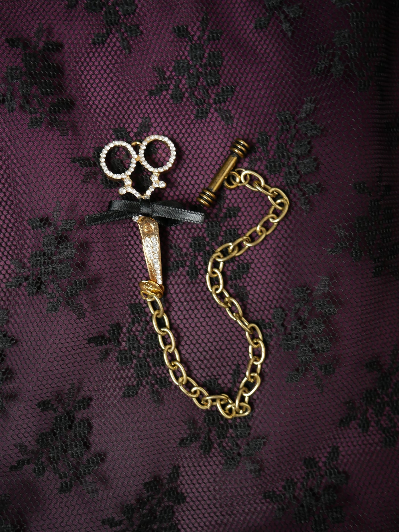 シザーブレスレッド