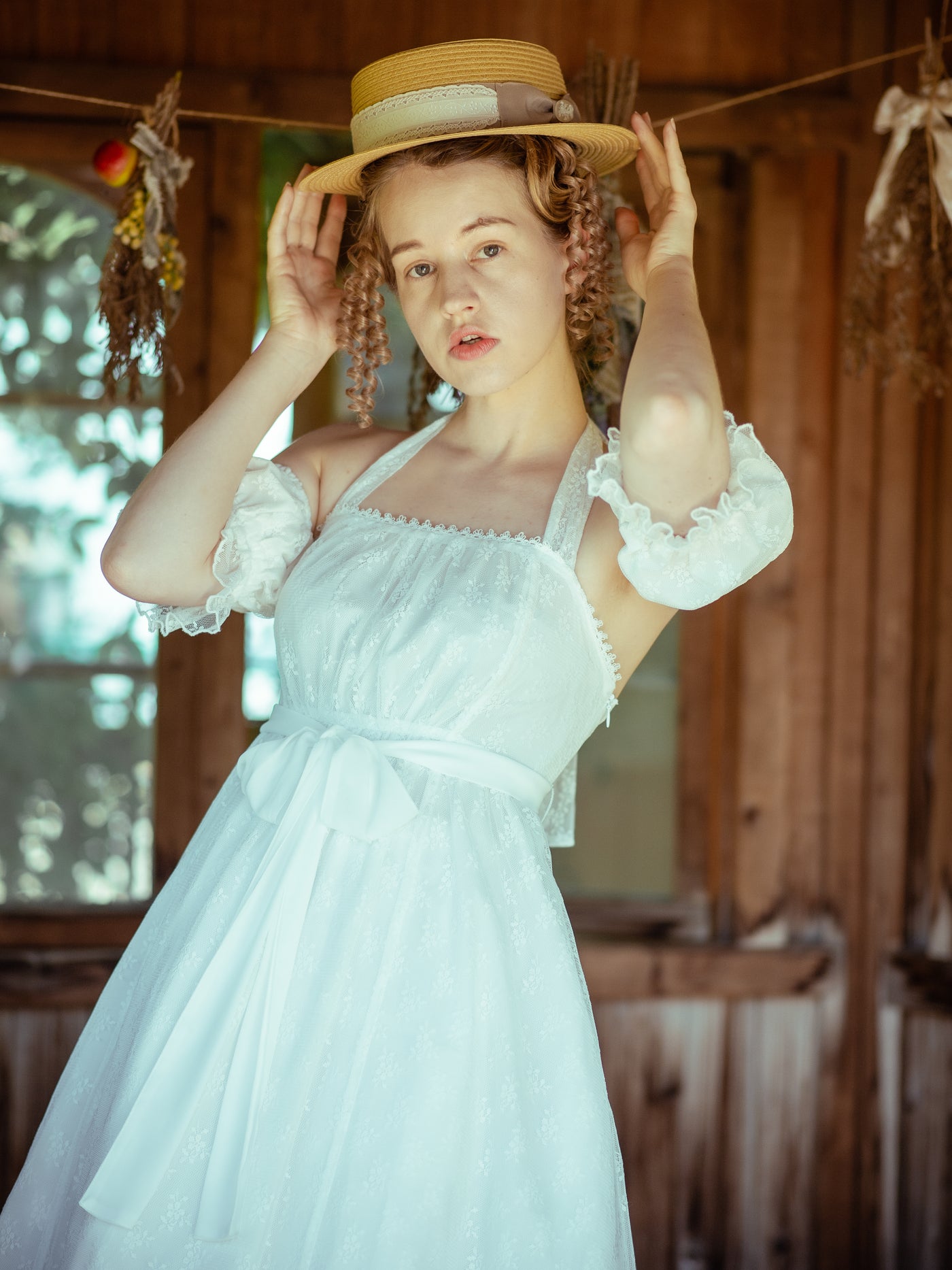 エレガントレーシーホルターネックドレス - Victorian maiden
